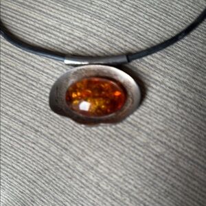 Elegant Amber Pendant Necklace